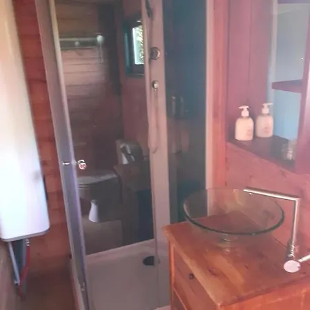 Luxusní stan La Roulotte De La Clef Des Champs Buzancy (Ardennes)